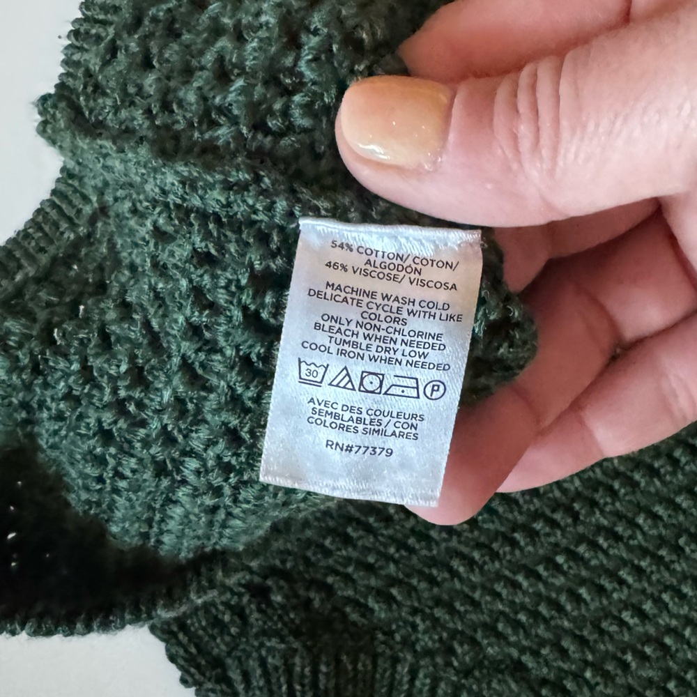 Ann Taylor Dark Green Open Stitch Sweater Shell - Picture 6 of 7